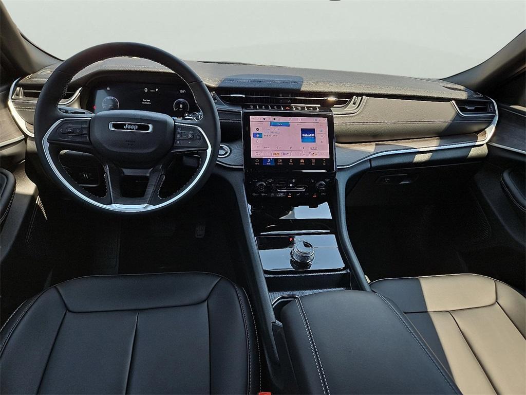 new 2025 Jeep Grand Cherokee L car, priced at $43,495