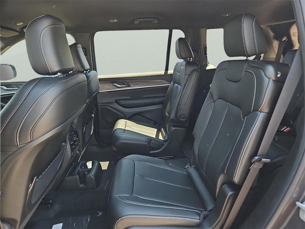 new 2025 Jeep Grand Cherokee L car, priced at $43,495