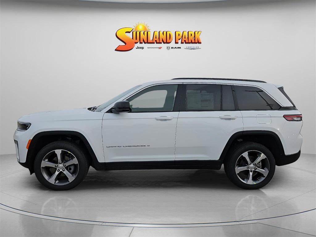 new 2026 Jeep Grand Cherokee car, priced at $46,890