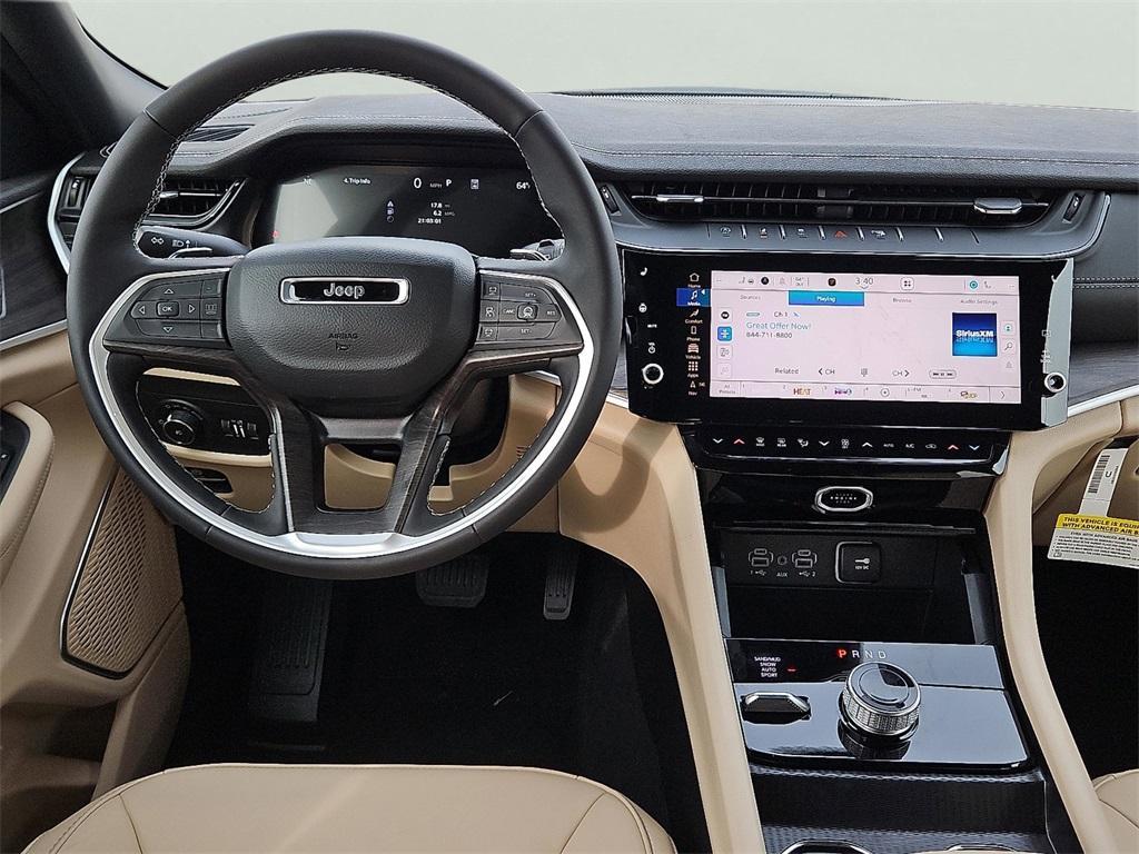 new 2026 Jeep Grand Cherokee car, priced at $46,890