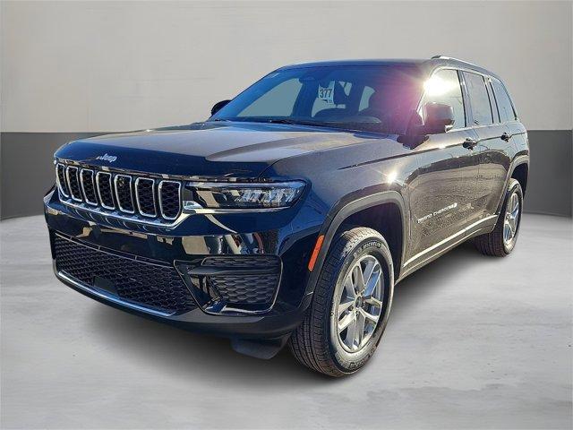 new 2025 Jeep Grand Cherokee car, priced at $38,225