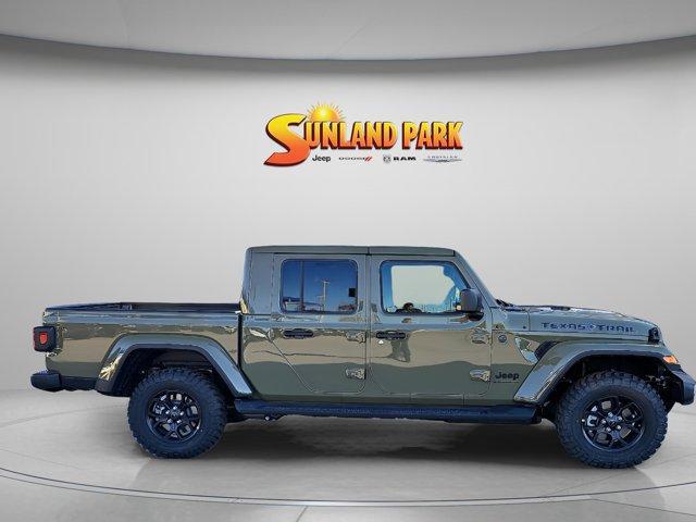 new 2026 Jeep Gladiator car, priced at $48,885