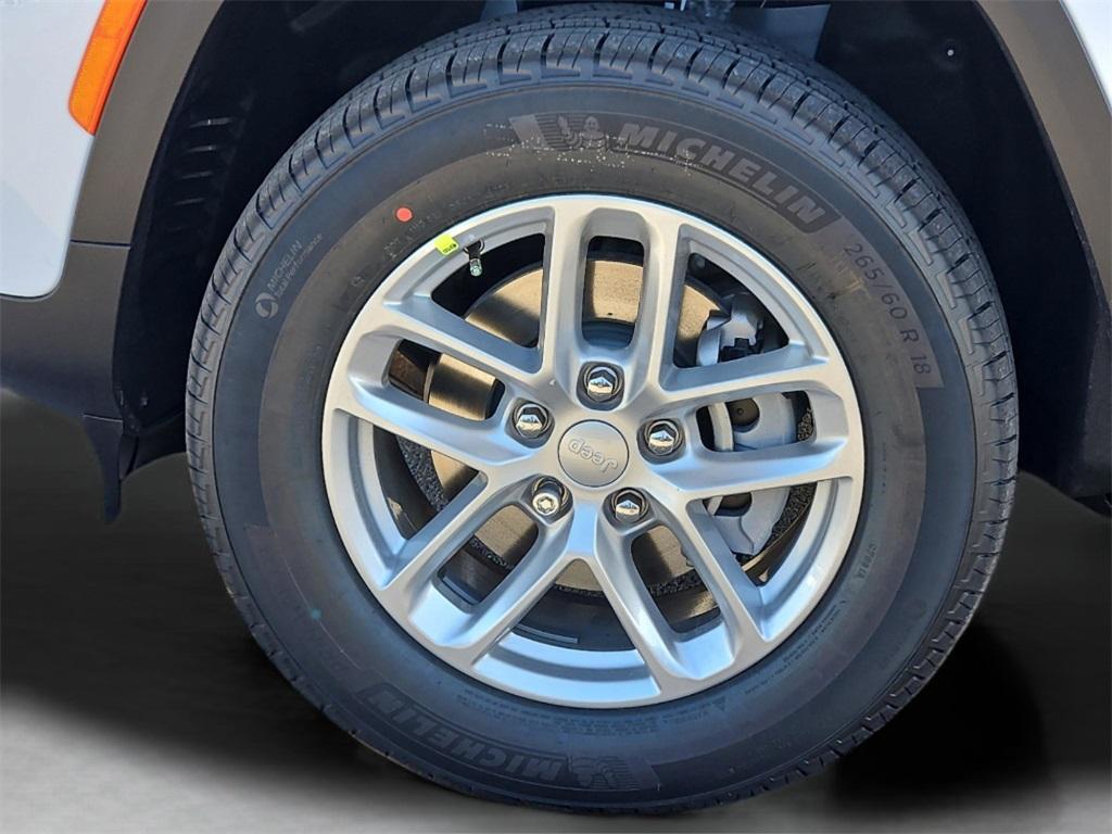 new 2025 Jeep Grand Cherokee car, priced at $41,675