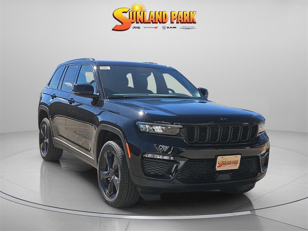 new 2025 Jeep Grand Cherokee car, priced at $48,985