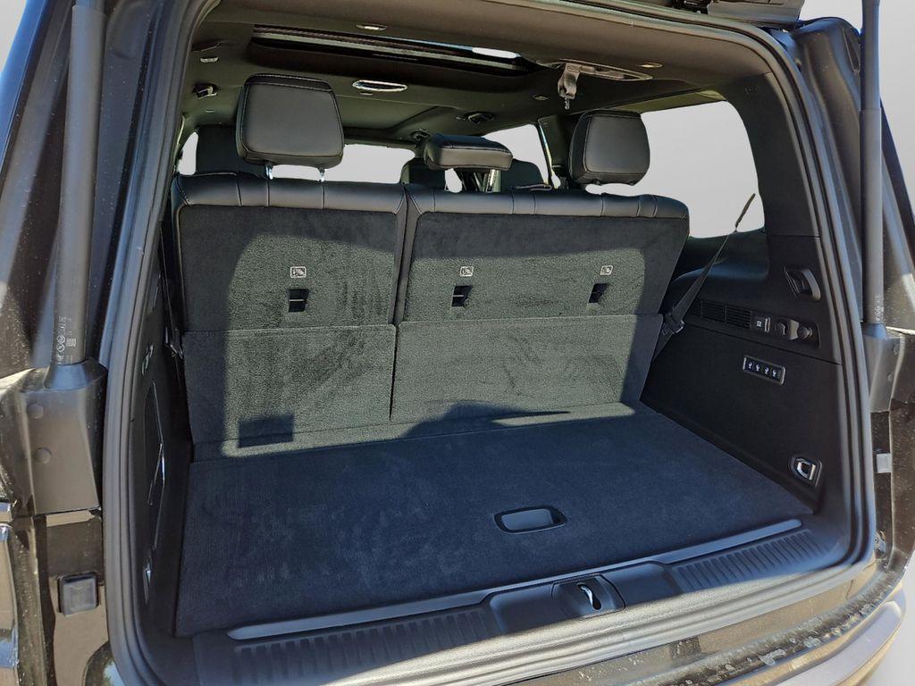 new 2026 Jeep Grand Wagoneer car, priced at $71,185