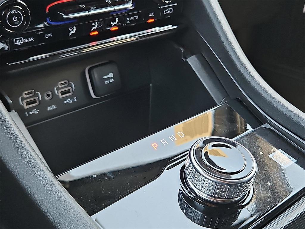 new 2025 Jeep Grand Cherokee L car, priced at $47,110