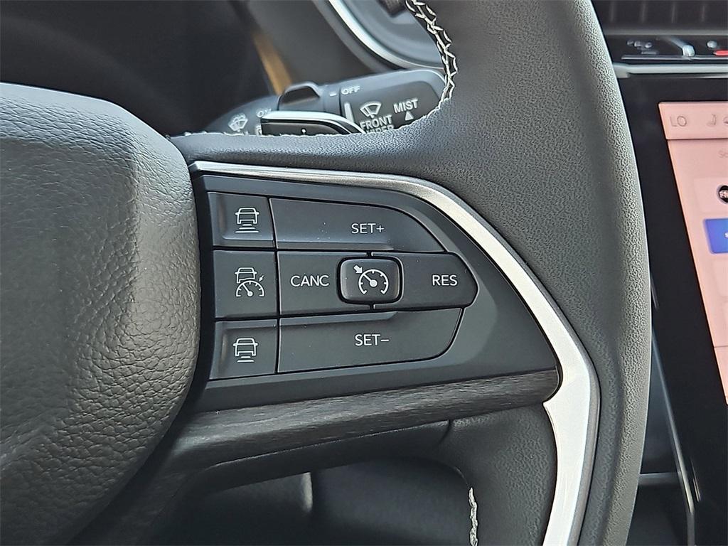 new 2025 Jeep Grand Cherokee L car, priced at $43,995