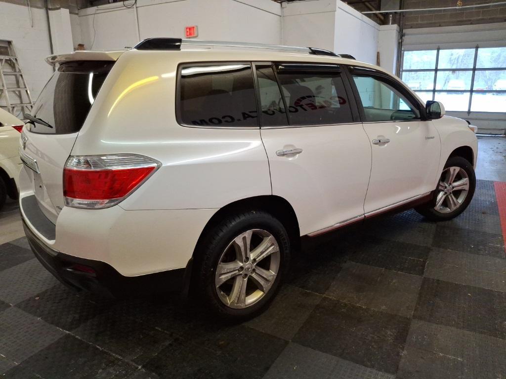 used 2012 Toyota Highlander car, priced at $12,218