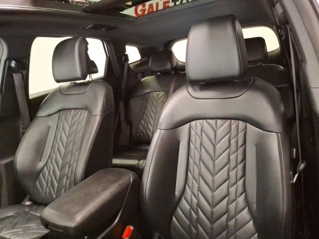 used 2023 Kia Sportage Plug-In Hybrid car, priced at $31,274