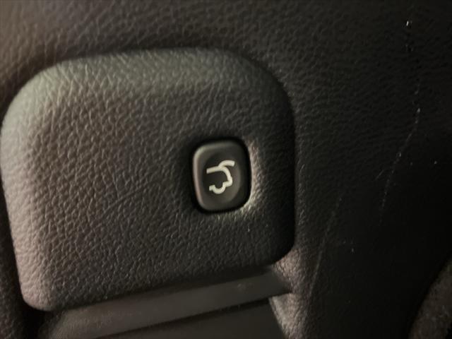 used 2021 Jeep Grand Cherokee car, priced at $27,307