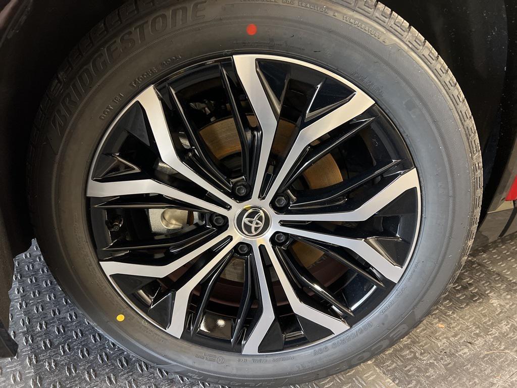 new 2025 Toyota Crown Signia car, priced at $44,960