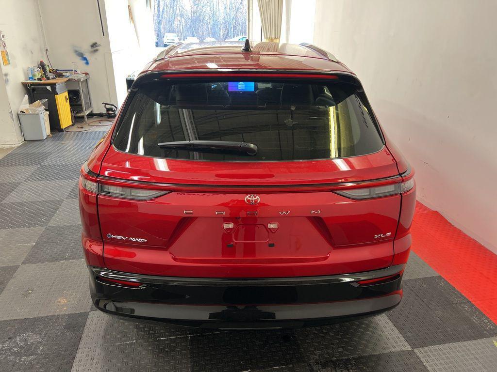 new 2025 Toyota Crown Signia car, priced at $43,176