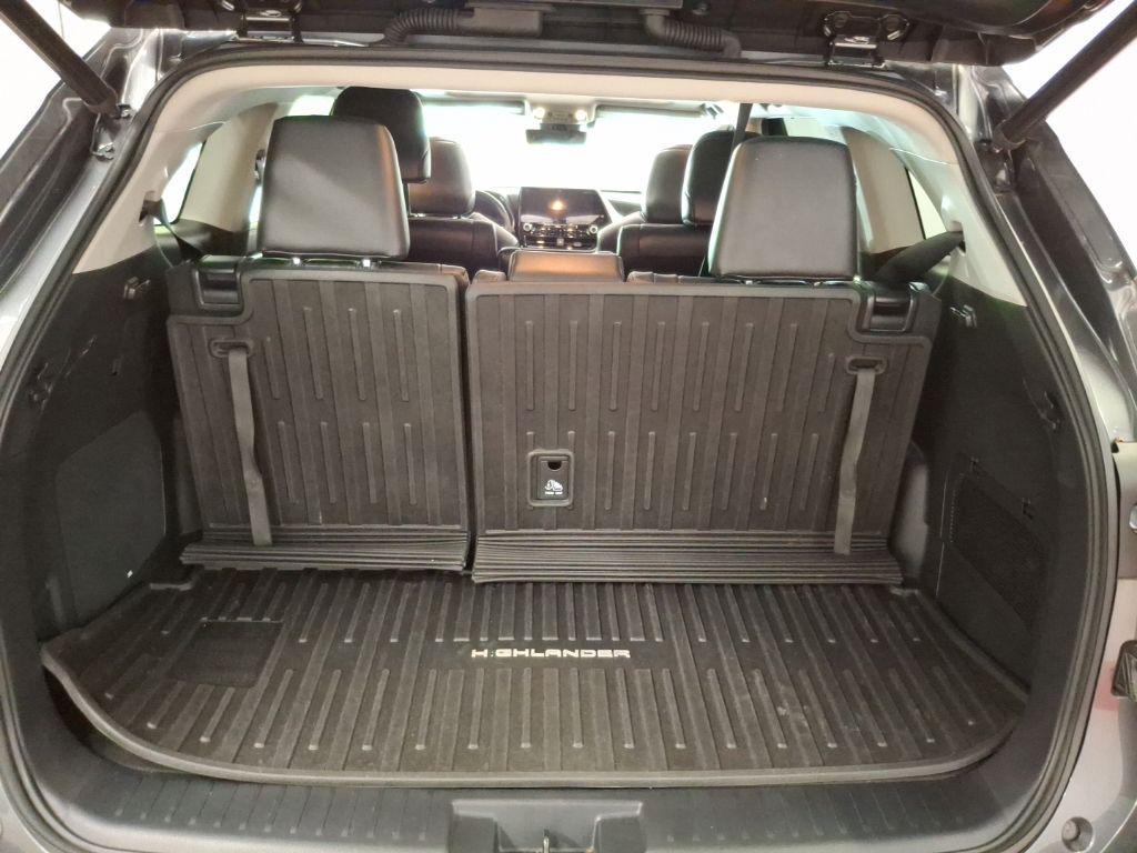 used 2021 Toyota Highlander car, priced at $37,999