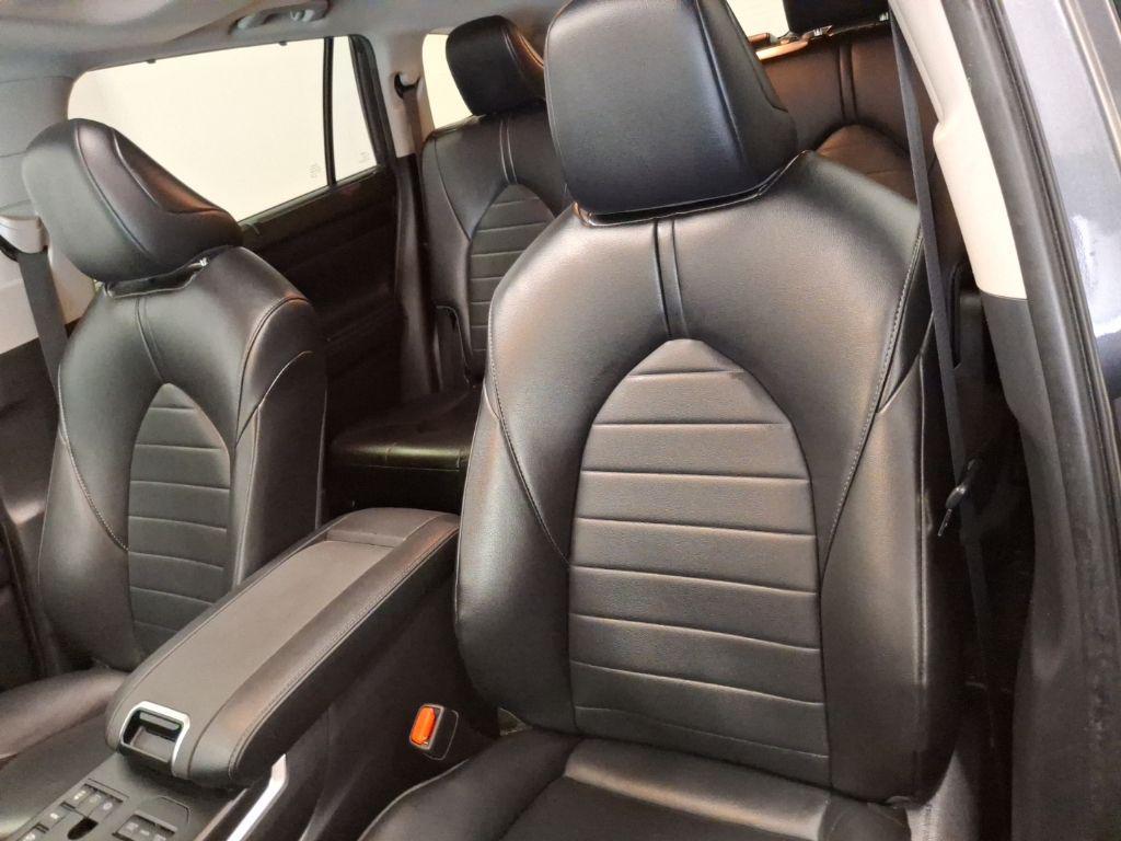 used 2023 Toyota Highlander car, priced at $34,625