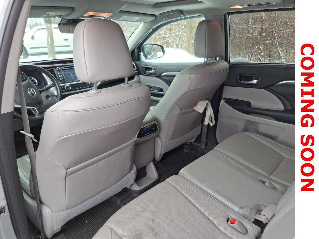 used 2018 Toyota Highlander car, priced at $25,625