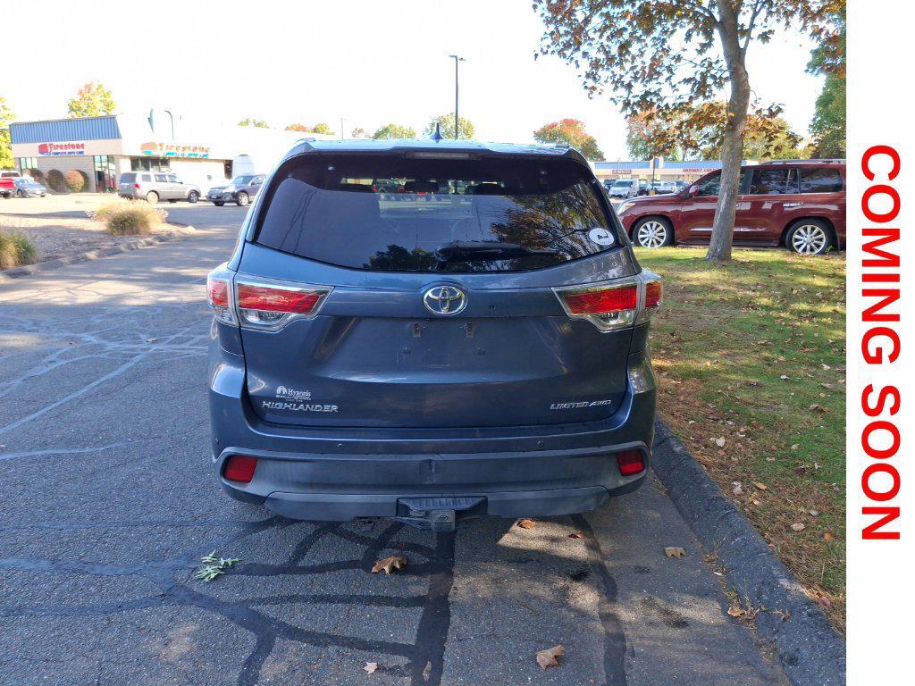 used 2016 Toyota Highlander car, priced at $24,648