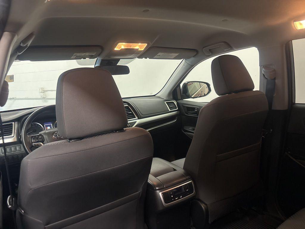 used 2017 Toyota Highlander car, priced at $19,625