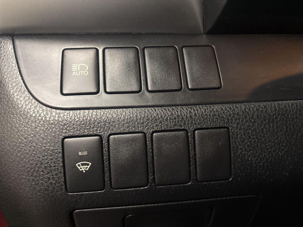 used 2017 Toyota Highlander car, priced at $19,625