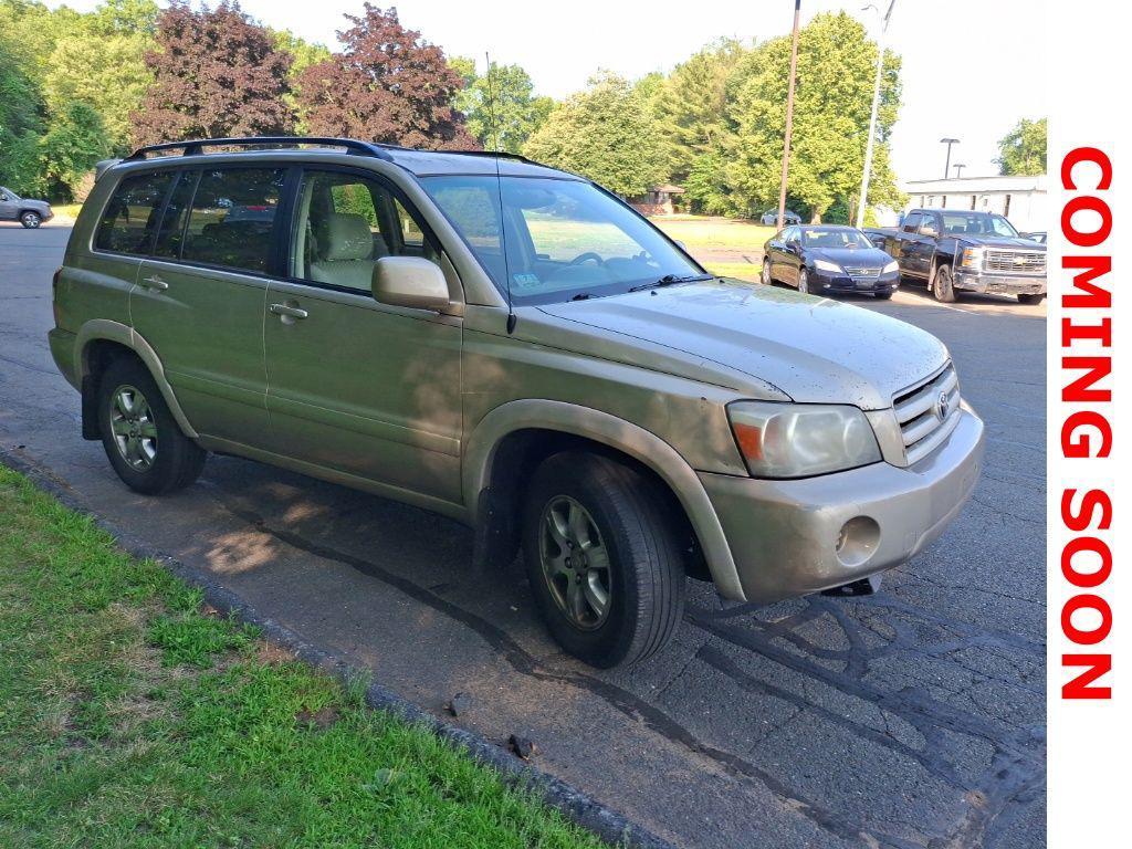 used 2007 Toyota Highlander car, priced at $9,648