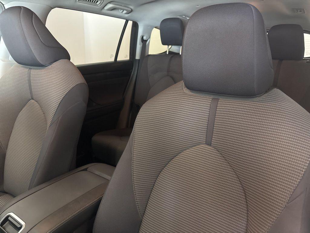 used 2021 Toyota Highlander car, priced at $32,625