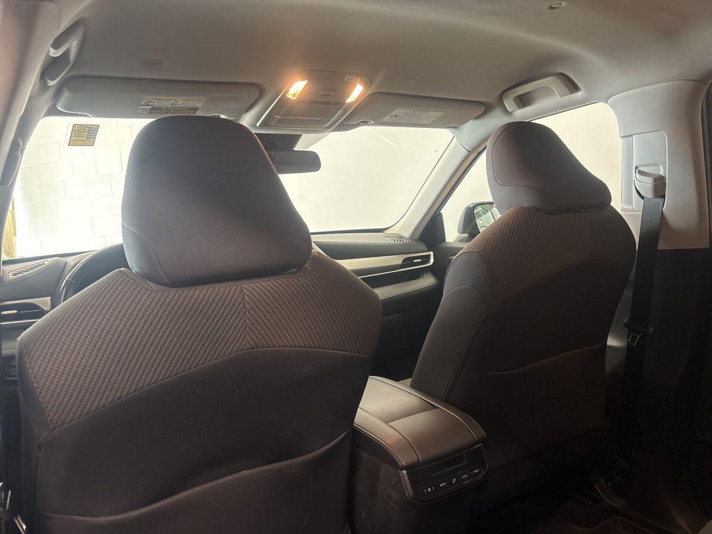 used 2021 Toyota Highlander car, priced at $32,625