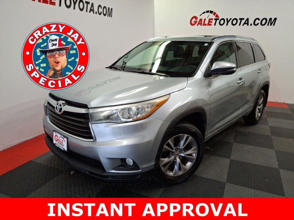 used 2015 Toyota Highlander car, priced at $11,025
