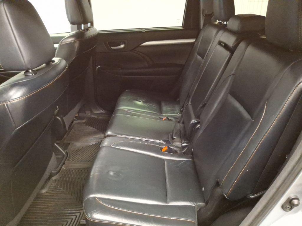 used 2015 Toyota Highlander car, priced at $11,025