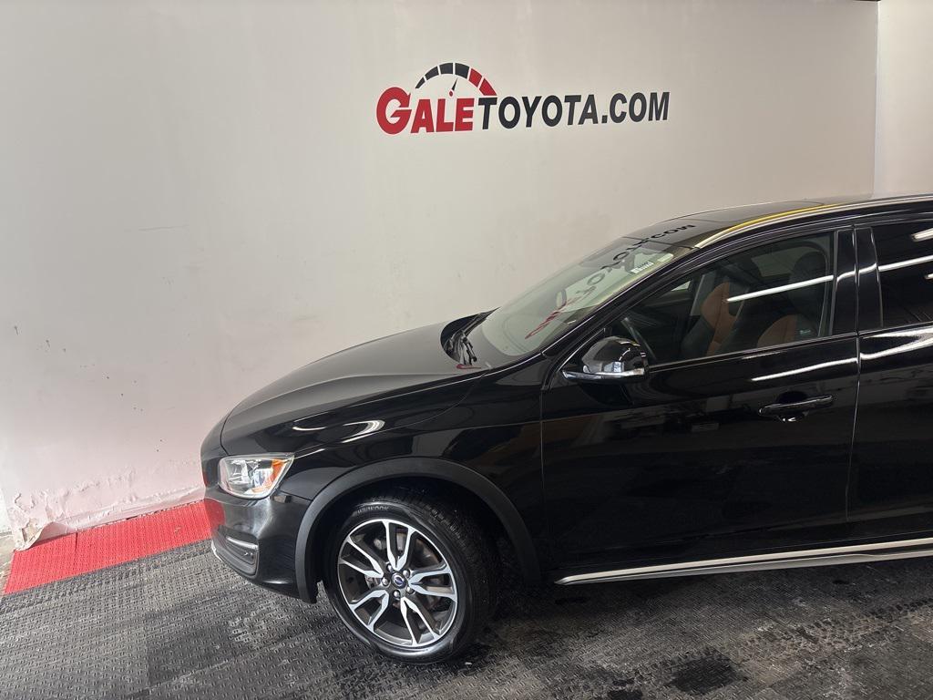used 2016 Volvo V60 Cross Country car, priced at $13,999