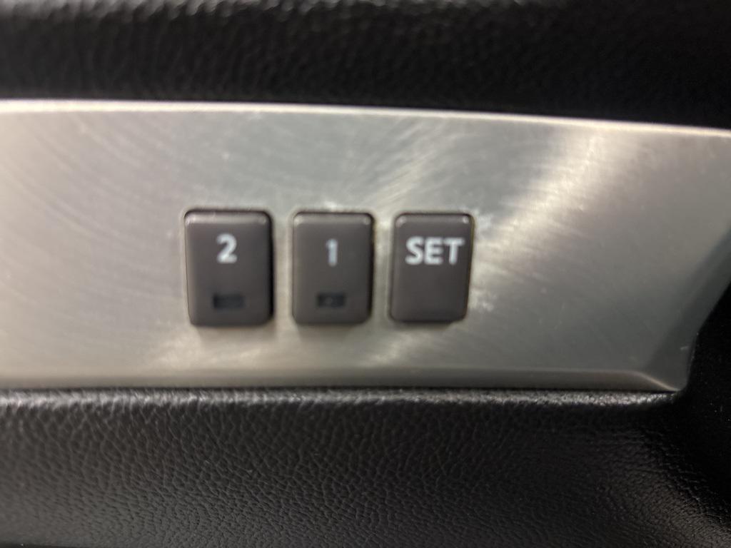 used 2013 INFINITI G37 car, priced at $9,625