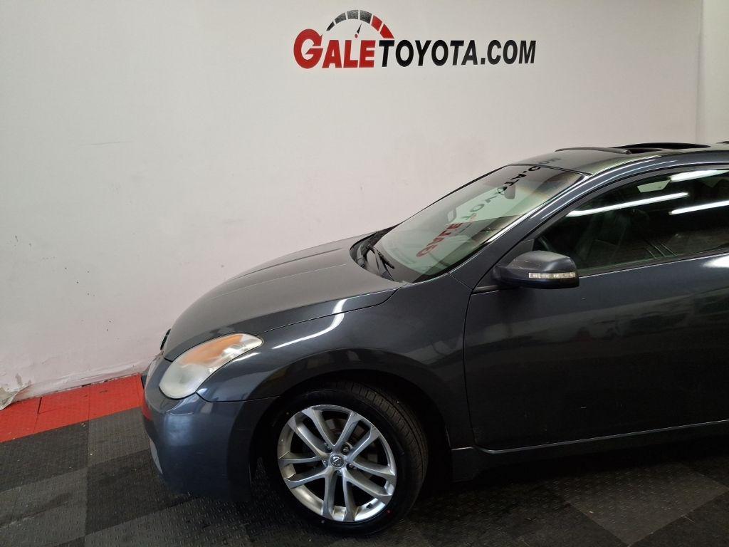 used 2009 Nissan Altima car, priced at $8,325