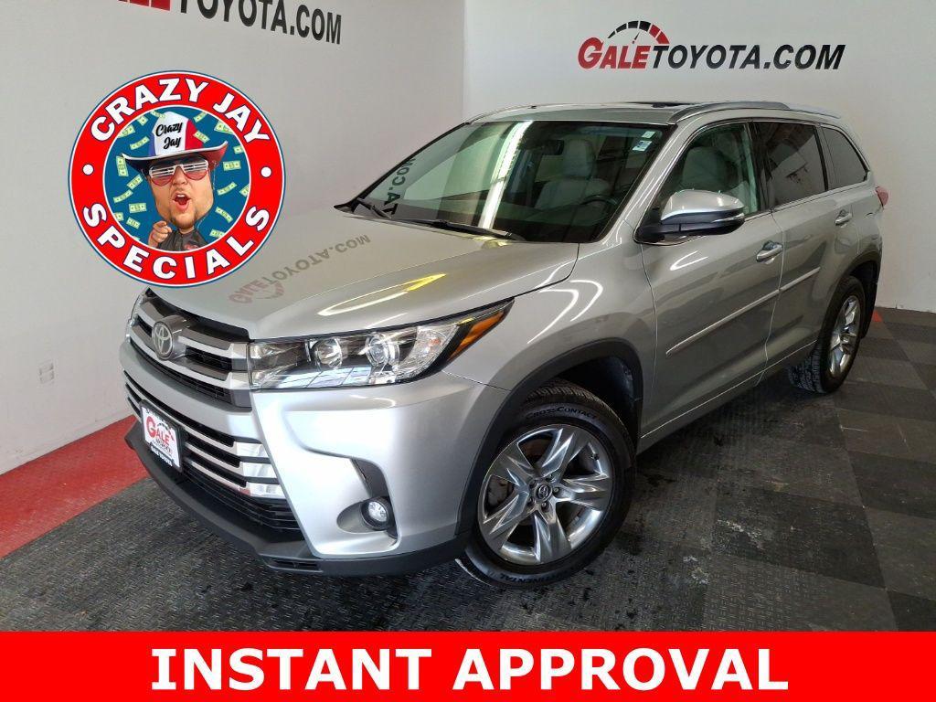 used 2019 Toyota Highlander car, priced at $29,625