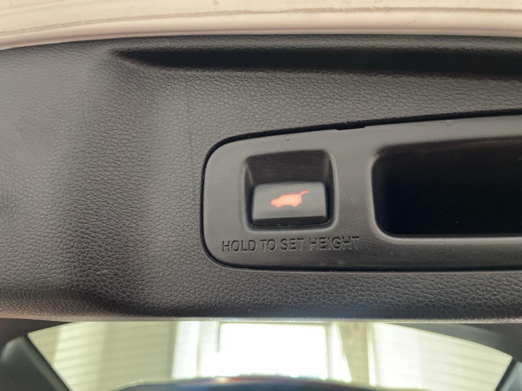 used 2017 Honda CR-V car, priced at $16,625