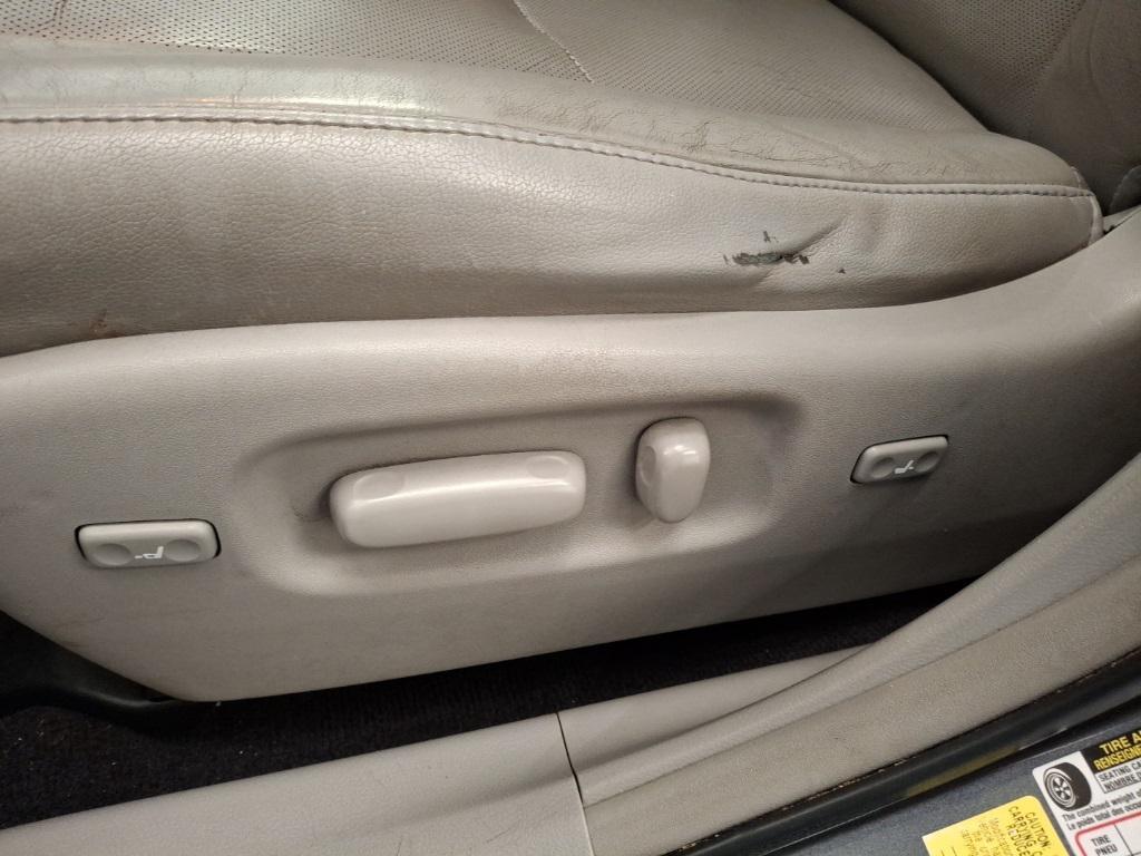 used 2012 Toyota Highlander car, priced at $11,025