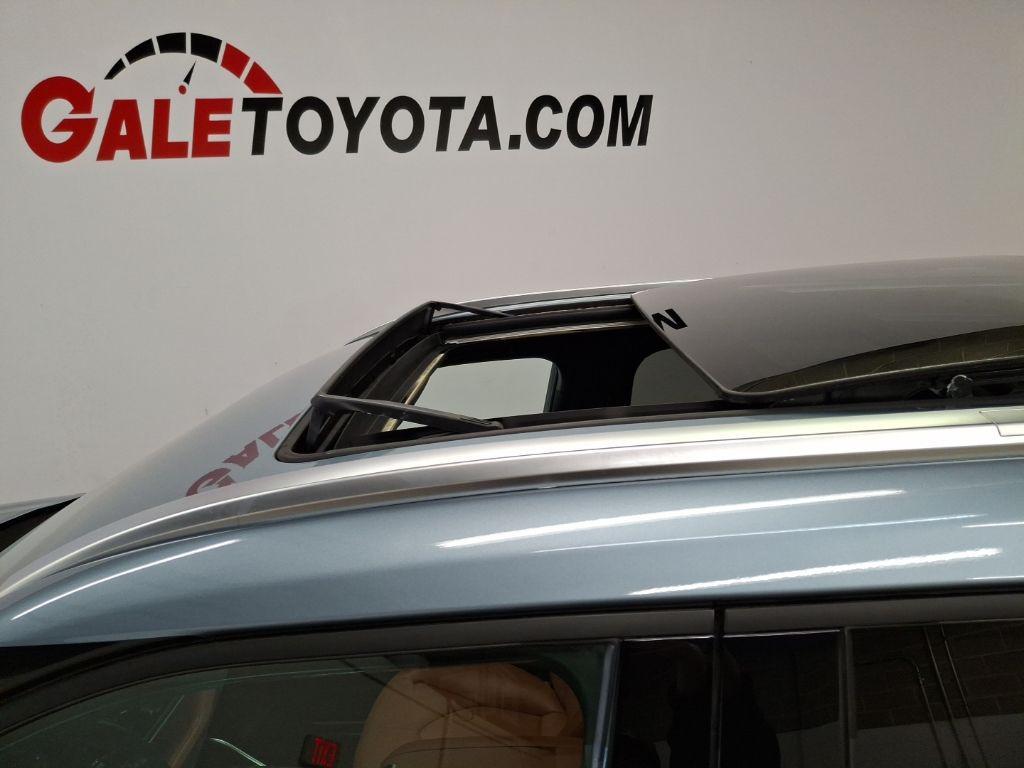 used 2023 Toyota Highlander car, priced at $43,274