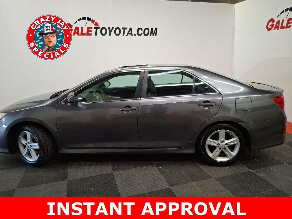 used 2014 Toyota Camry car, priced at $9,625