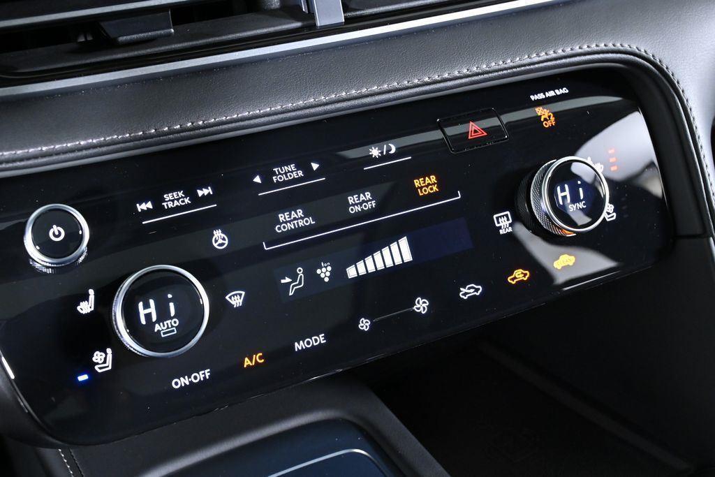 used 2025 INFINITI QX60 car, priced at $46,500