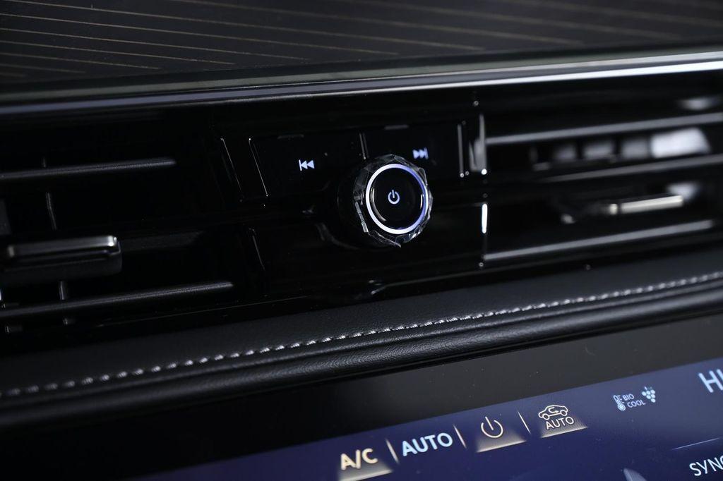 new 2026 INFINITI QX80 car, priced at $100,860