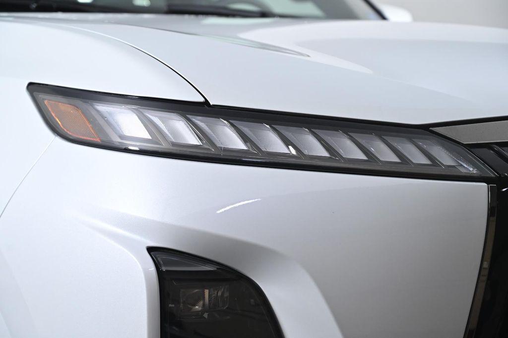 new 2026 INFINITI QX80 car, priced at $100,860