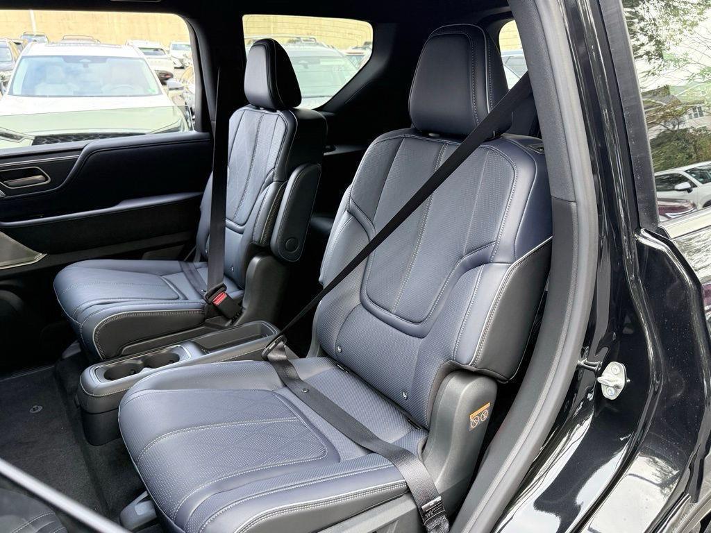 new 2026 INFINITI QX80 car, priced at $91,696