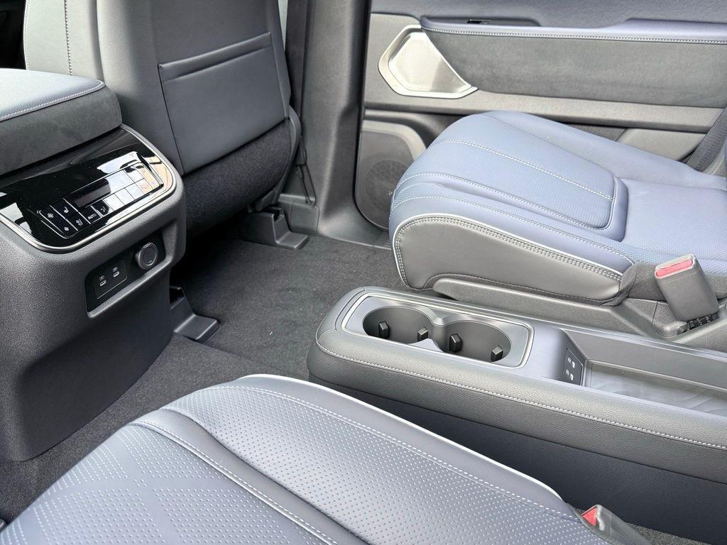 new 2026 INFINITI QX80 car, priced at $91,696