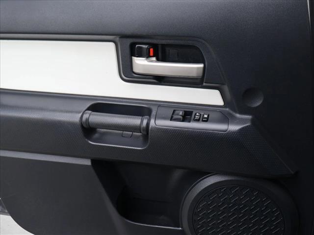 used 2013 Toyota FJ Cruiser car, priced at $24,191