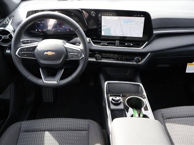 new 2026 Chevrolet Equinox car, priced at $32,062