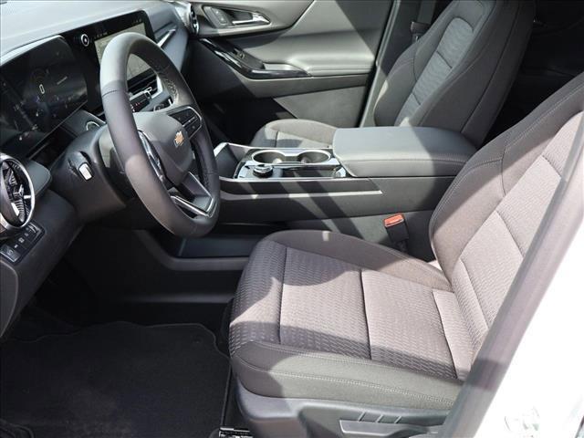 new 2026 Chevrolet Equinox car, priced at $32,062