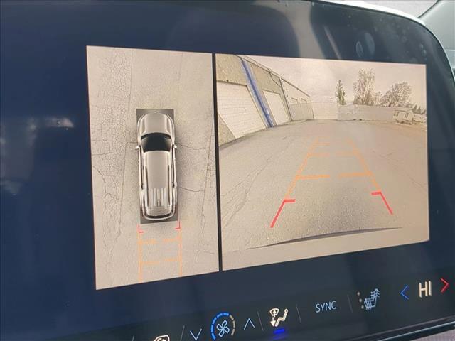 new 2026 Chevrolet Traverse car, priced at $54,045