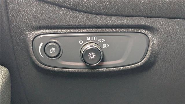 used 2024 Chevrolet Equinox car, priced at $25,991