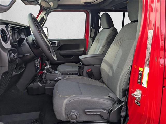 used 2025 Jeep Gladiator car, priced at $39,789