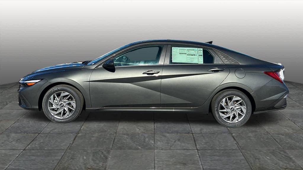new 2026 Hyundai ELANTRA HEV car, priced at $27,360