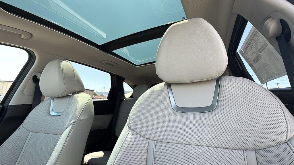 new 2025 Hyundai Tucson car, priced at $42,365