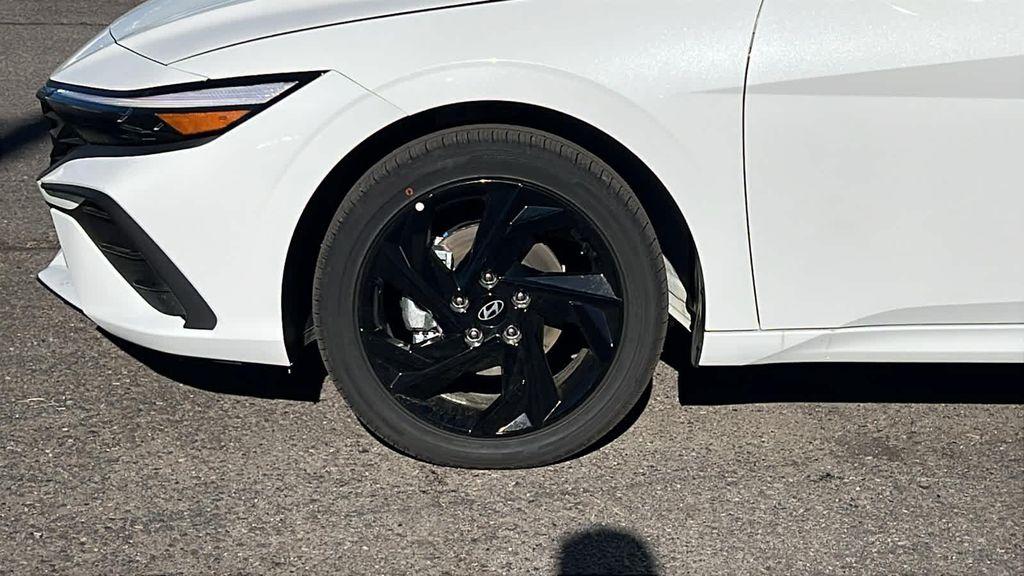 new 2026 Hyundai ELANTRA HEV car, priced at $29,810