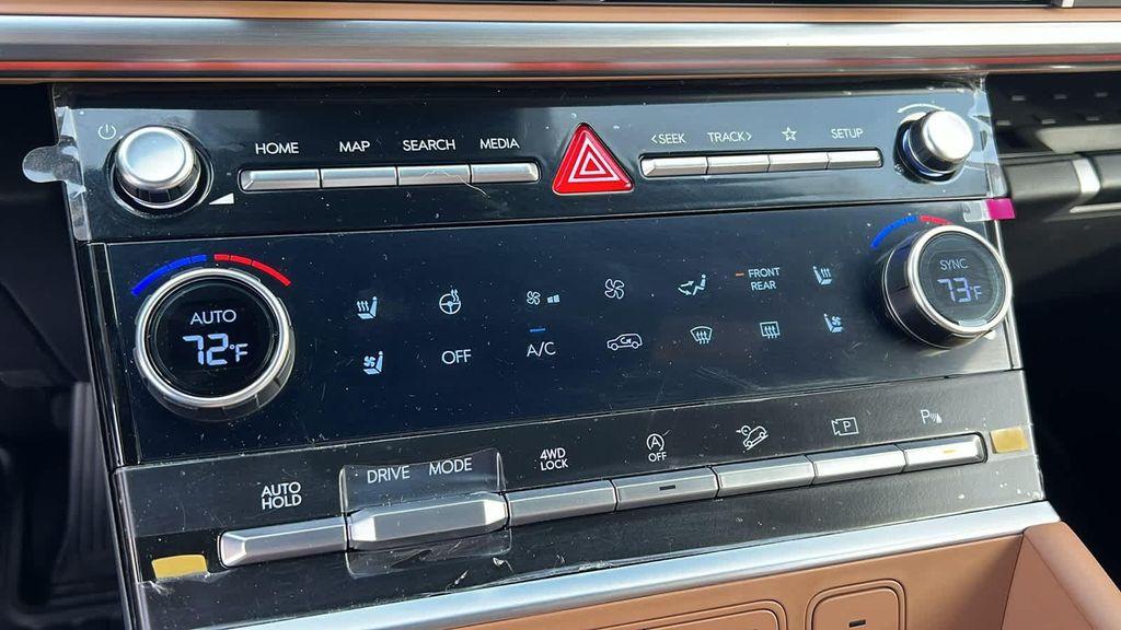 used 2024 Hyundai Santa Fe car, priced at $37,300